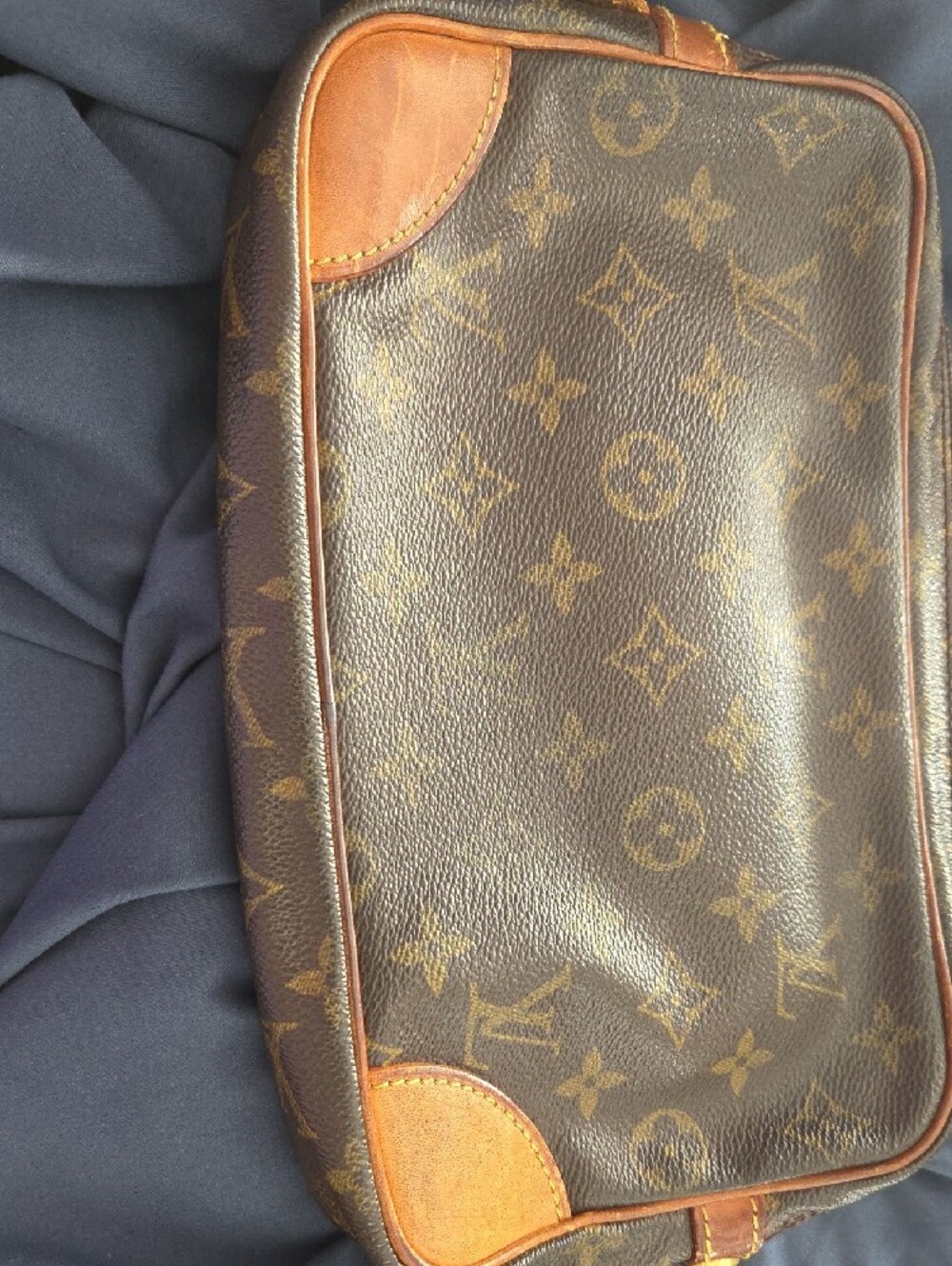 Louis Vuitton Brown Monogram Canvas Wristlet Bag with Tan Trim - Picture 2 of 7